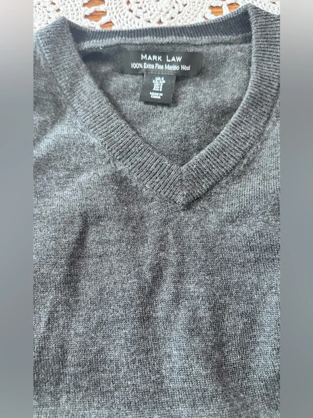 Mark Law NWT 100% Merino Wool sweater (mix26)